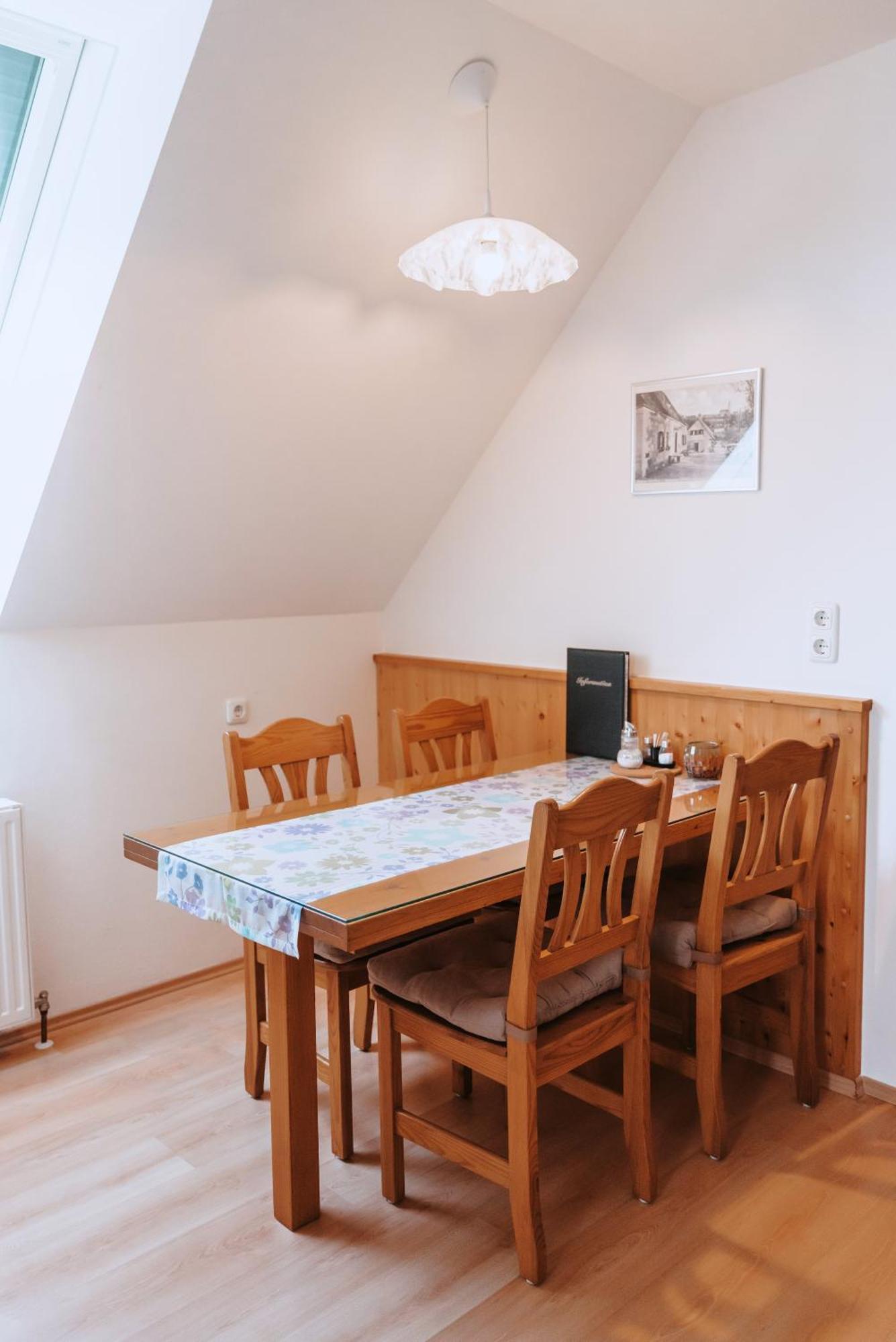 Ferienwohnungen Karin Am Seggauberg Leibnitz Esterno foto