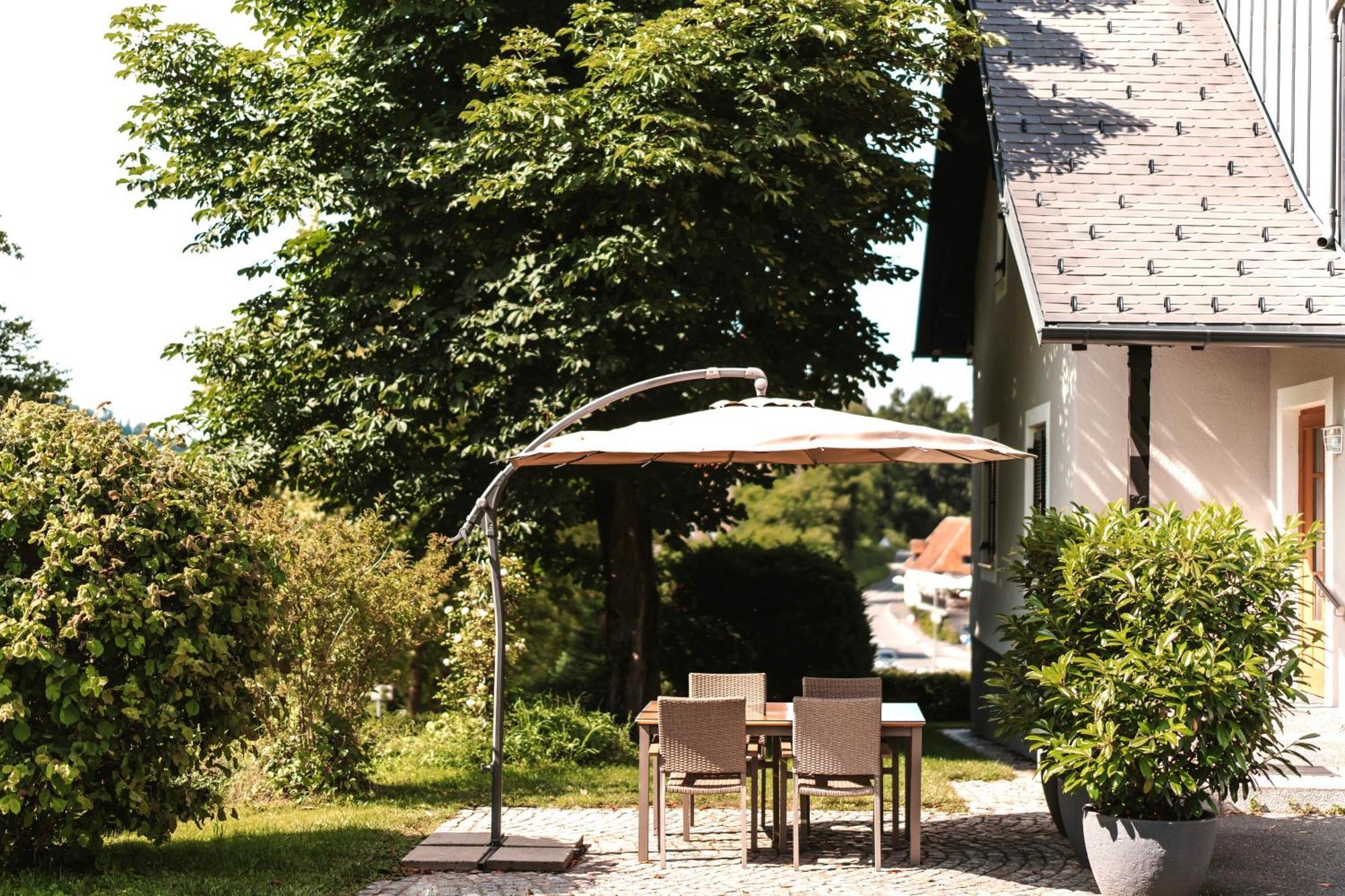 Ferienwohnungen Karin Am Seggauberg Leibnitz Esterno foto